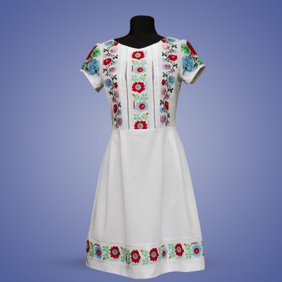 Embroidered dress "Flower Lady"